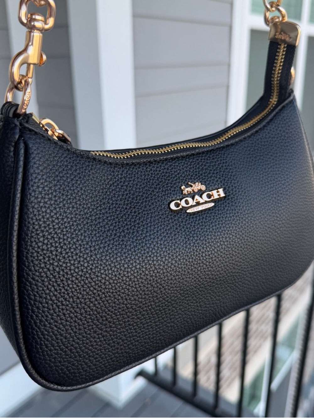 Coach Teri Shoulder Bag In Black - Picture 3 of 8